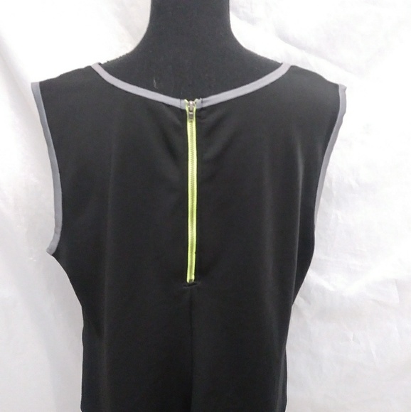 Sleeveless Shell Black Top Plus Size - Picture 2 of 3